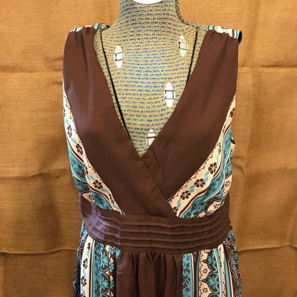 Sandra Darren Dress - Picture 2 of 6